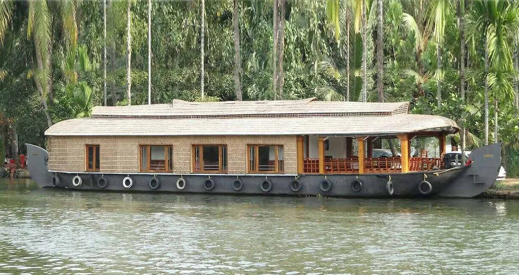 Botel Mango Kerala Houseboats Hotel Kumarakom India