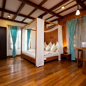 Little Chembaka Country house